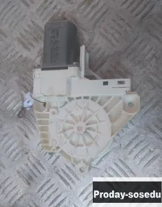 Audi, Моторчик стеклоподъемника, (A1 (8X) [2010-2018])