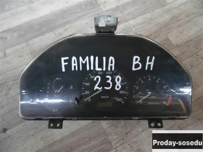Mazda, Панель приборов, (Familia (BH,Y10) [1994-1999])