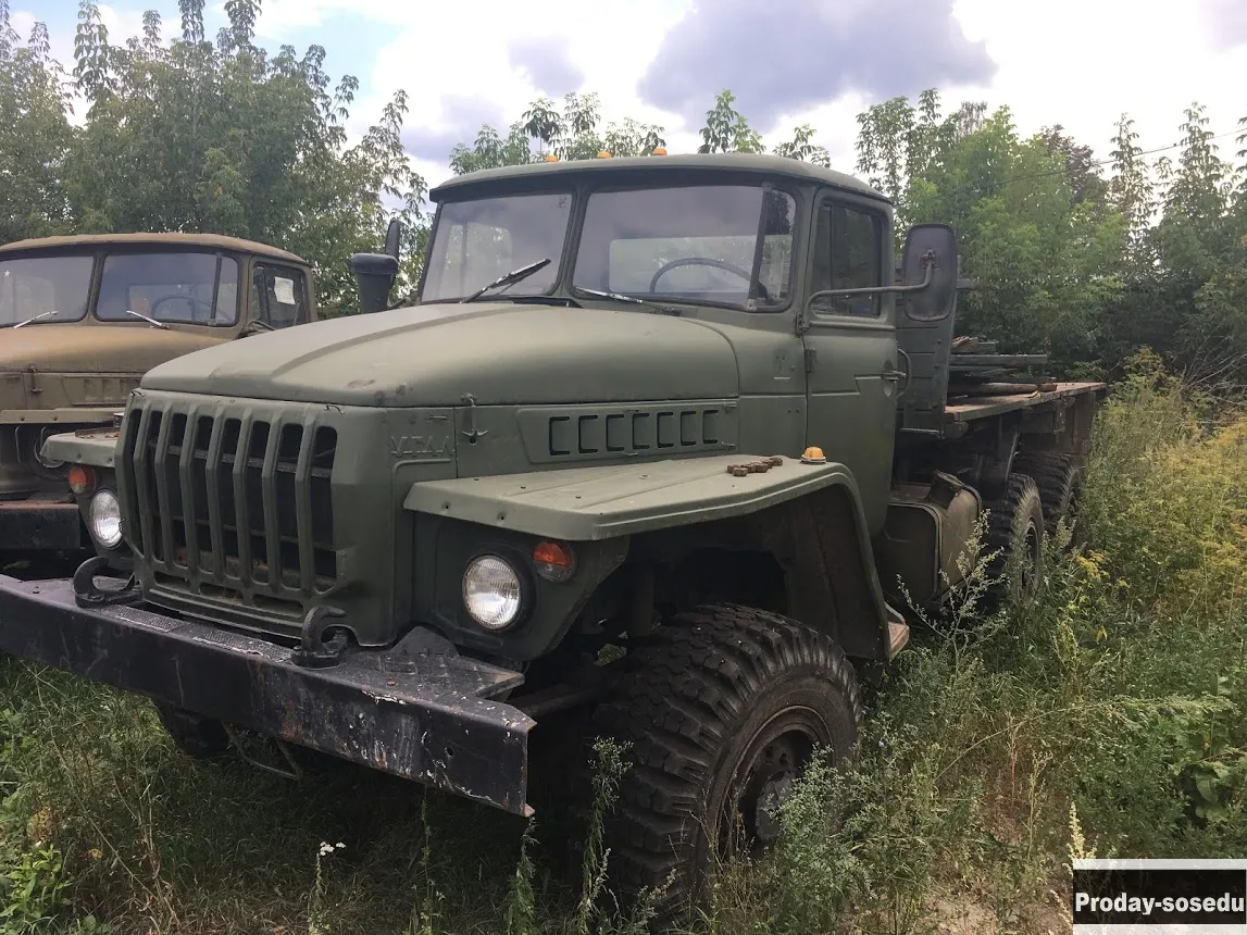 Автомобиль Урал под разбор