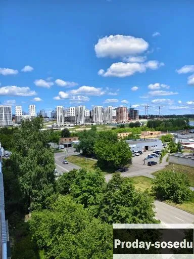Продаю 1 комн. квартиру по ул.Лядова 36