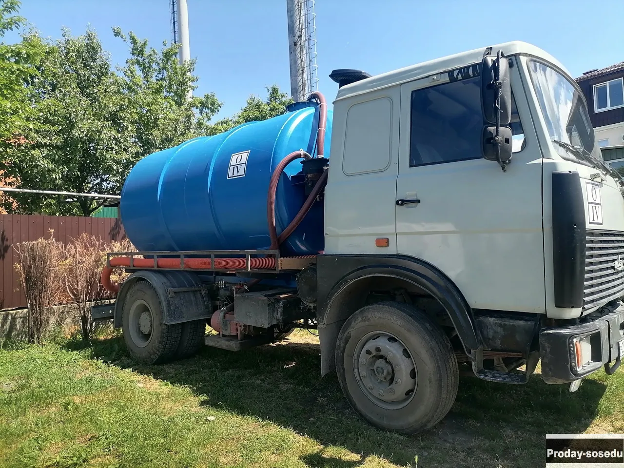 Услуги ассенизатора (откачка ила), 10 куб.м.