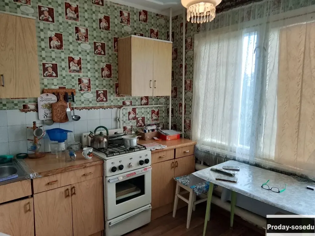 Продаю 2-х комн.квартиру по ул.Тарханова 11