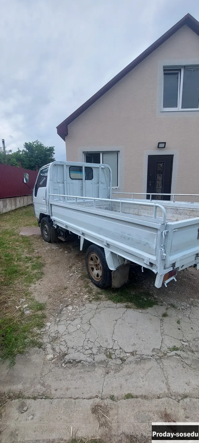 Продам бортовой грузовик Тойота Хайс низ цены Росс