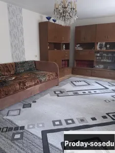 Продаётся светлая просторная 3-к квартира, 81 м2, 2/4 эт.
