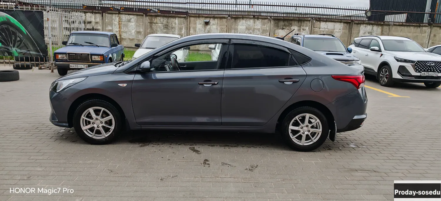 Hyundai Solaris