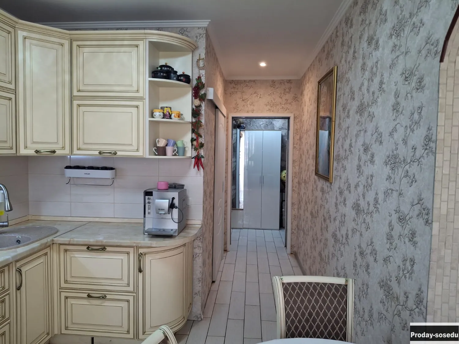 Срочно продам двухкомнатную квартиру