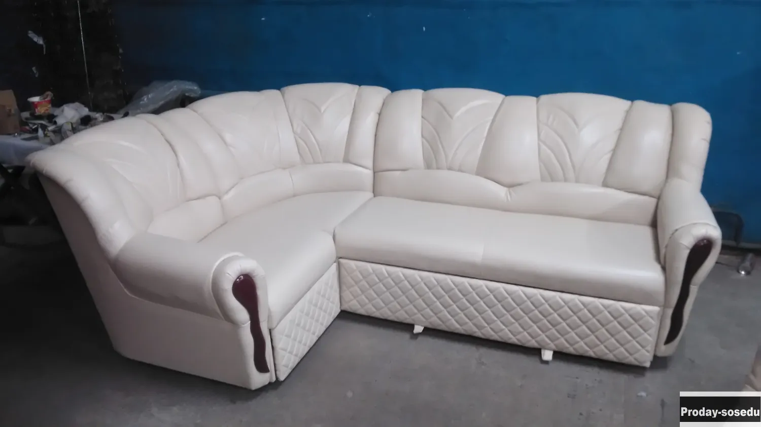 Перетяжка мебели.