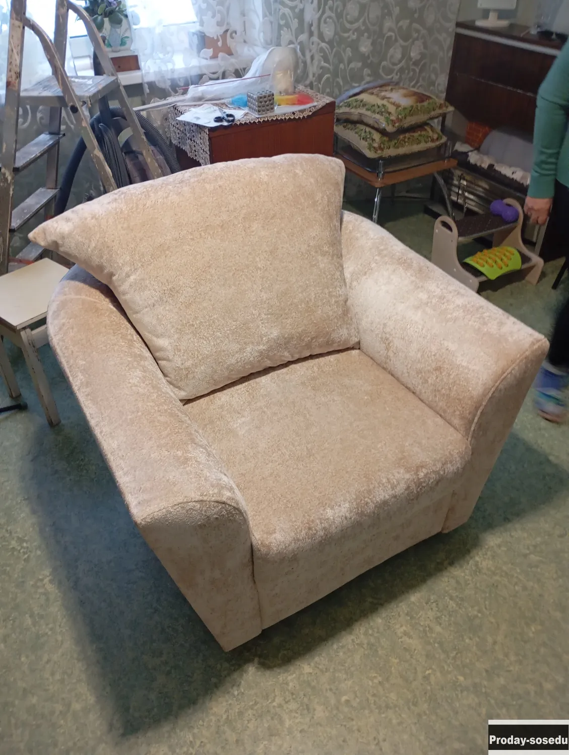 Перетяжка мебели.