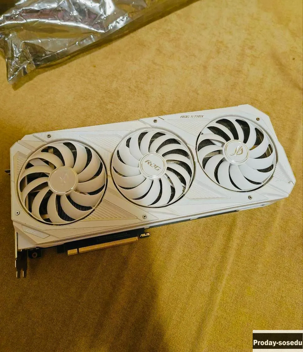Видеокарта ASUS rog rtx 3070 б/у Rtx 3070 б/у. 8gb