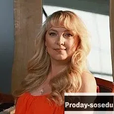 Знакомства, Девушка ищу парня, Телосложение - плотное. Рост - 178 см.Вес - 85 кг.. Цвет глаз - карий...
