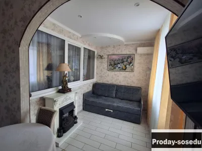 Срочно продам двухкомнатную квартиру