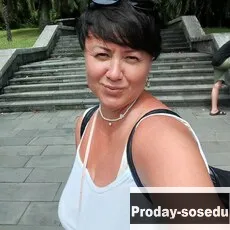 Знакомства, Девушка ищу парня, Телосложение - обычное. Рост - 156 см.Вес - 71 кг.. Цвет глаз - зелен...