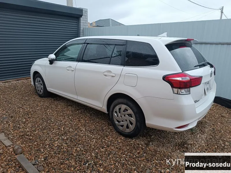 Toyota Corolla Fiilder 2017, Автомобили