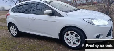 Ford Focus, 2011, Автомобили
