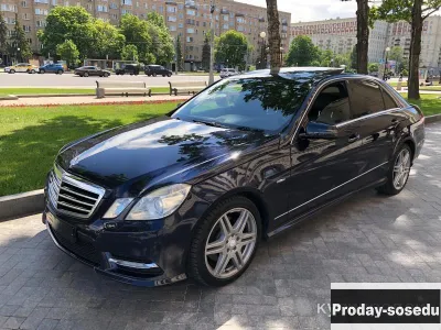 Mercedes 300 E-класс, 2011, Автомобили