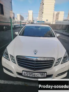 Mercedes Е220 дизель. 2,1. 2011. Пробег 142000, Автомобили