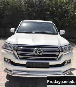 Toyota Land Cruiser 200, 2016, Автомобили