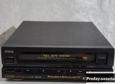 Видеомагнитофон Aiwa HV-E101D, 1000, Электроника, TV, видео, аудио, Видео, DVD и Blu-ray плееры, Све...