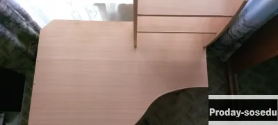Компьютерный стол