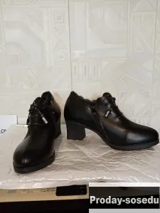 Продам туфли женские