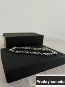 Продам: серебряный браслет с бриллиантами в Москве