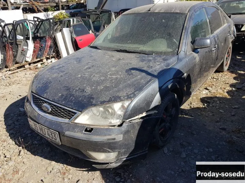 Ford Mondeo, 2006 3 ресталинг 6ступка бита в задок 2,0л турбодизель по частям