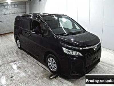 Toyota Voxy Х, 2017 под заказ, Транспорт, Красноярск