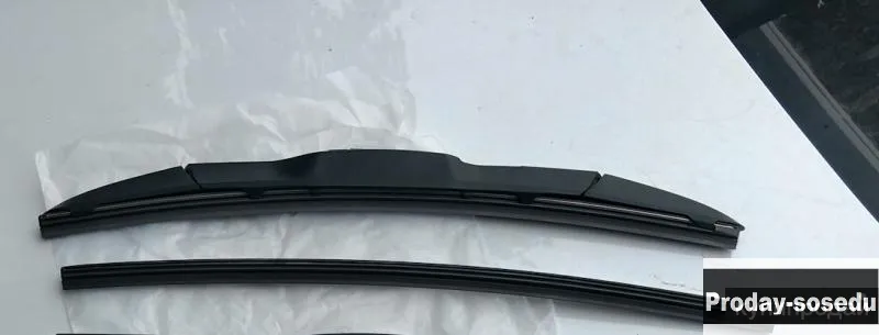 Suzuki 3834680J60 резинка дворника