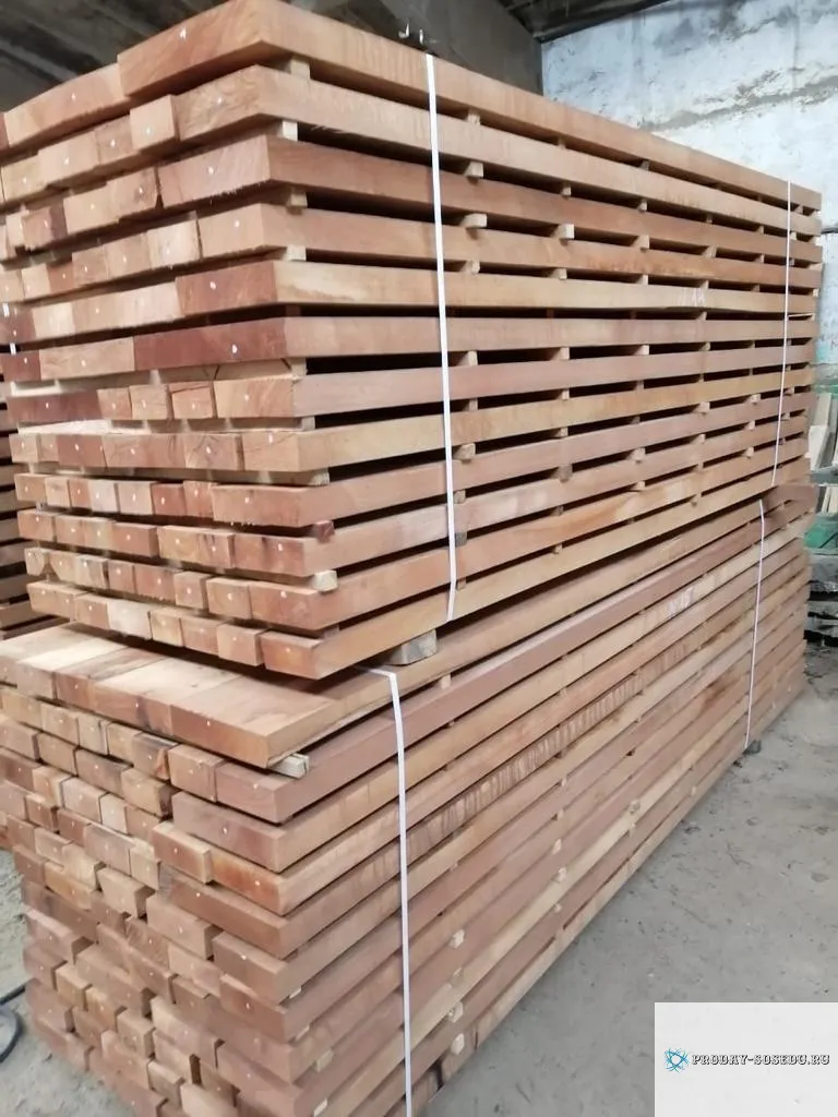 Пиломатериалы из дуба, бука, ясеня.