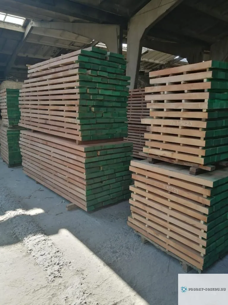Пиломатериалы из дуба, бука, ясеня.