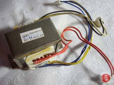Продам: трансформатор от музыкального центра, Прочие аксессуары для аудио, видео, фото и ТВ